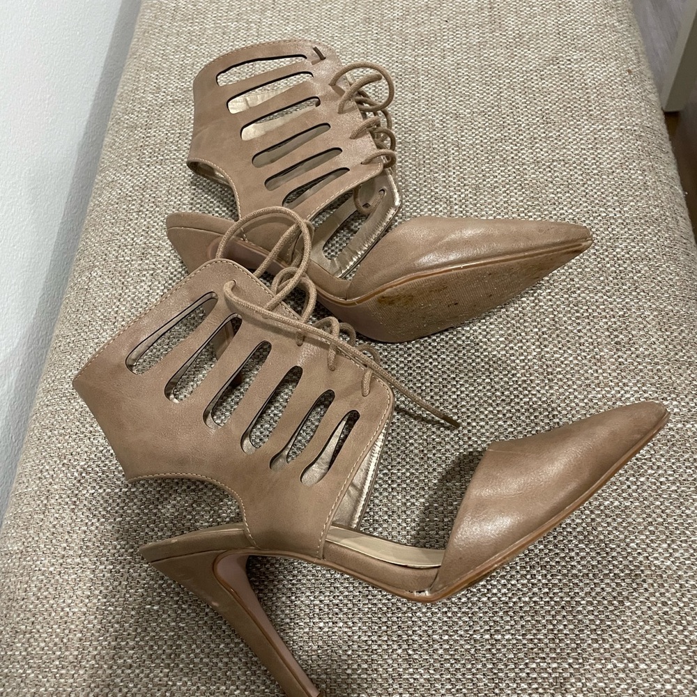 Elegant Tan Women's Heels